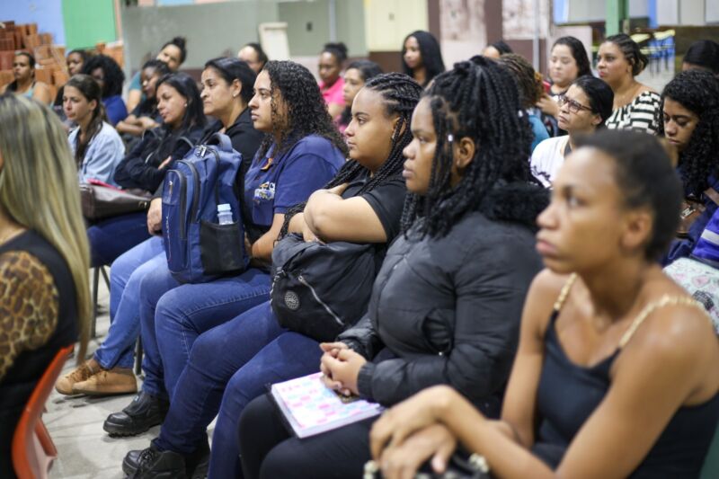 Volta Redonda: inscrições abertas para cursos gratuitos da construção civil para mulheres
