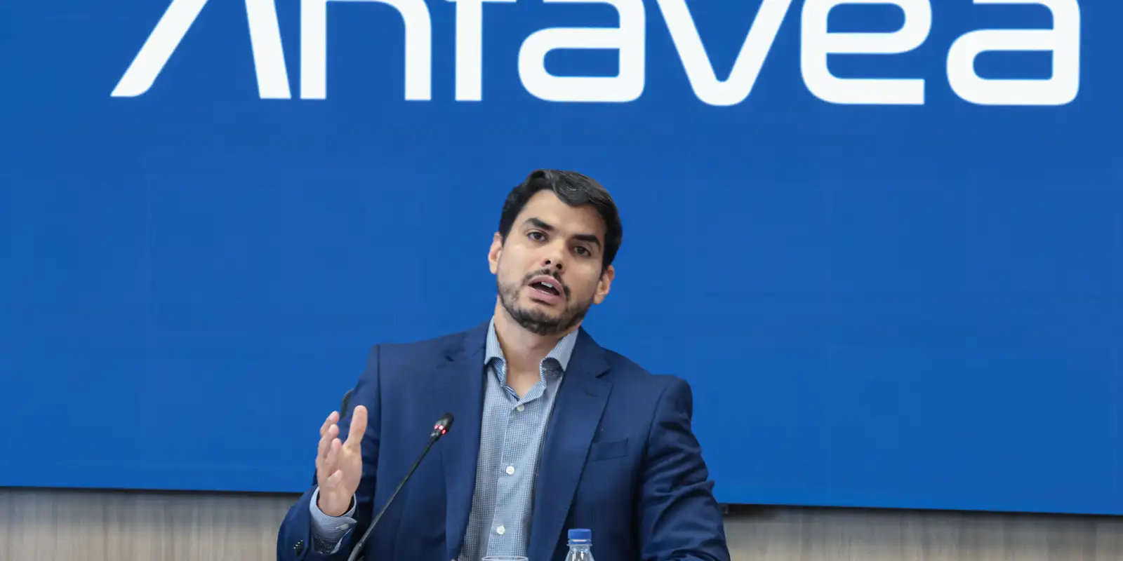 Anfavea projeta crescimento de 3,7% na produção de veículos para 2026