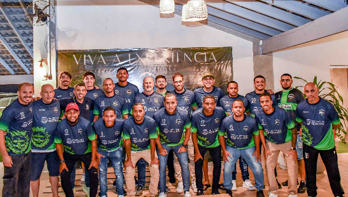 RESENDE APRESENTA SELEÇÃO DE FUTSAL, NOVOS UNIFORMES E PROJETO PARA EQUIPE DA CIDADE 