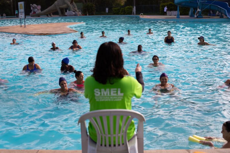 Parque Aquático de Volta Redonda abre vagas para novas turmas de hidroginástica