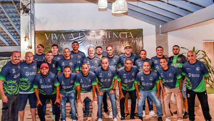 RESENDE APRESENTA SELEÇÃO DE FUTSAL, NOVOS UNIFORMES E PROJETO PARA EQUIPE DA CIDADE 