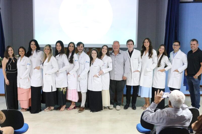 Volta Redonda: Hospital Munir Rafful promove formatura de novos médicos especialistas