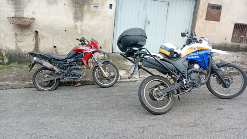 Guarda Municipal flagra adolescente conduzindo moto do pai no Aterrado e caso termina na delegacia em Volta Redonda
