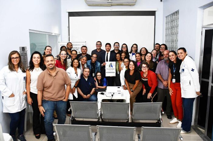 HOSPITAL DE EMERGÊNCIA DE RESENDE É O PRIMEIRO PÚBLICO DO ESTADO DO RJ A RECEBER CERTIFICAÇÃO DIAMOND EM EXCELÊNCIA NO ATENDIMENTO A PACIENTES COM AVC 
