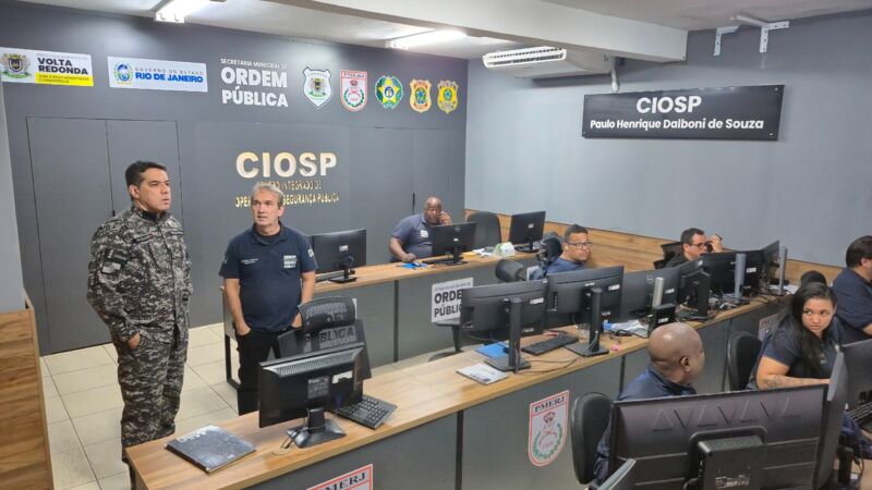 Ordem Pública firma parceria e Batalhão de Ações com Cães terá acesso às câmeras de Volta Redonda