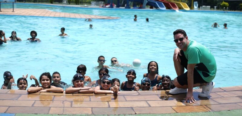 Parque Aquático de Volta Redonda sedia Clínica de Natação Thiago Pereira neste fim de semana