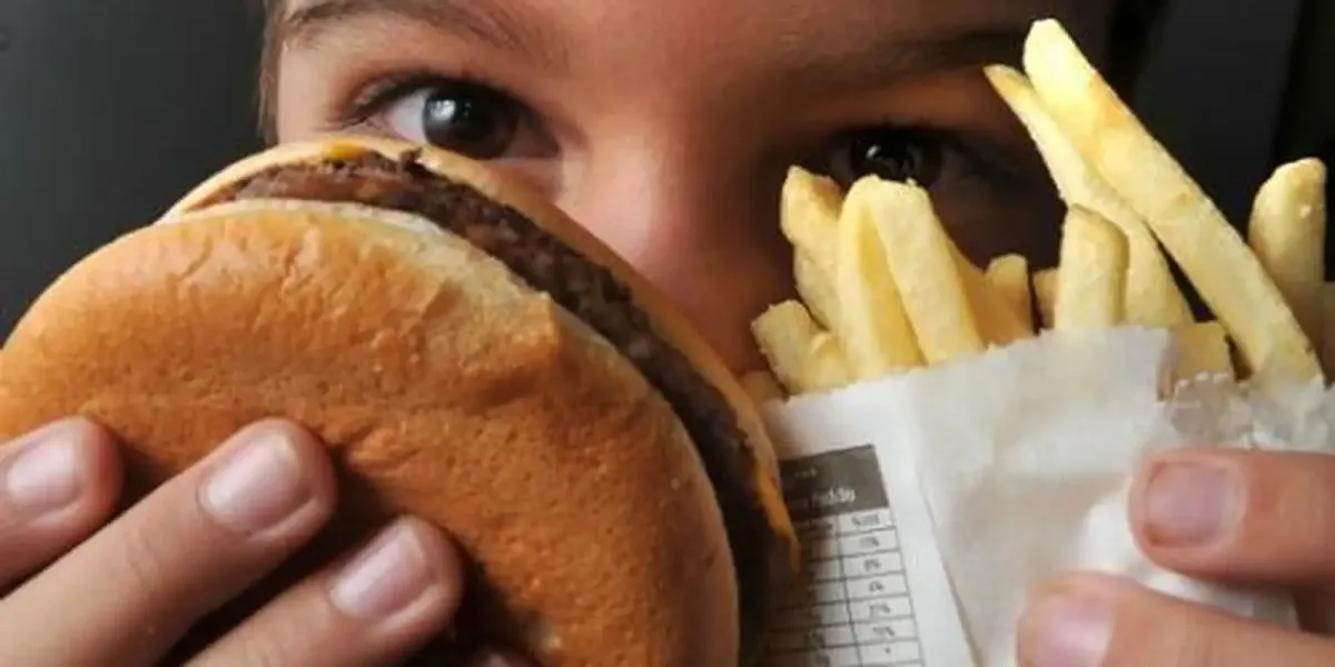 Uma em cada cinco crianças e adolescentes tem sobrepeso ou obesidade