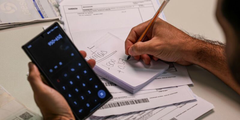 Com precatórios, governo tem maior déficit para meses de março