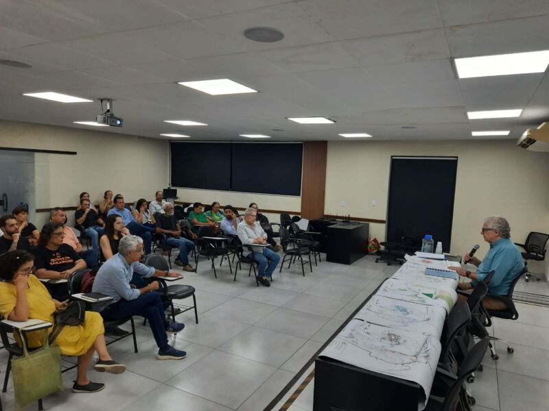 Setores Empresarial, Acadêmico e Científico e Conselhos de Classe discutem revisão do Plano Diretor de Volta Redonda