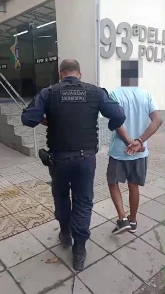 Homem agride o próprio pai e é preso pela Patrulha do Idoso em Volta Redonda