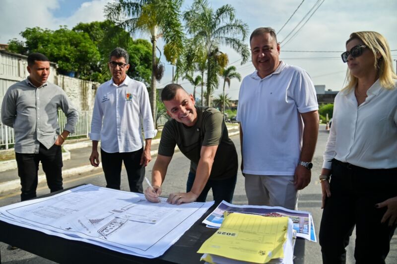 Prefeito Furlani assina ordem de serviço para obra de requalificação no Centro de Barra Mansa – Barra Mansa