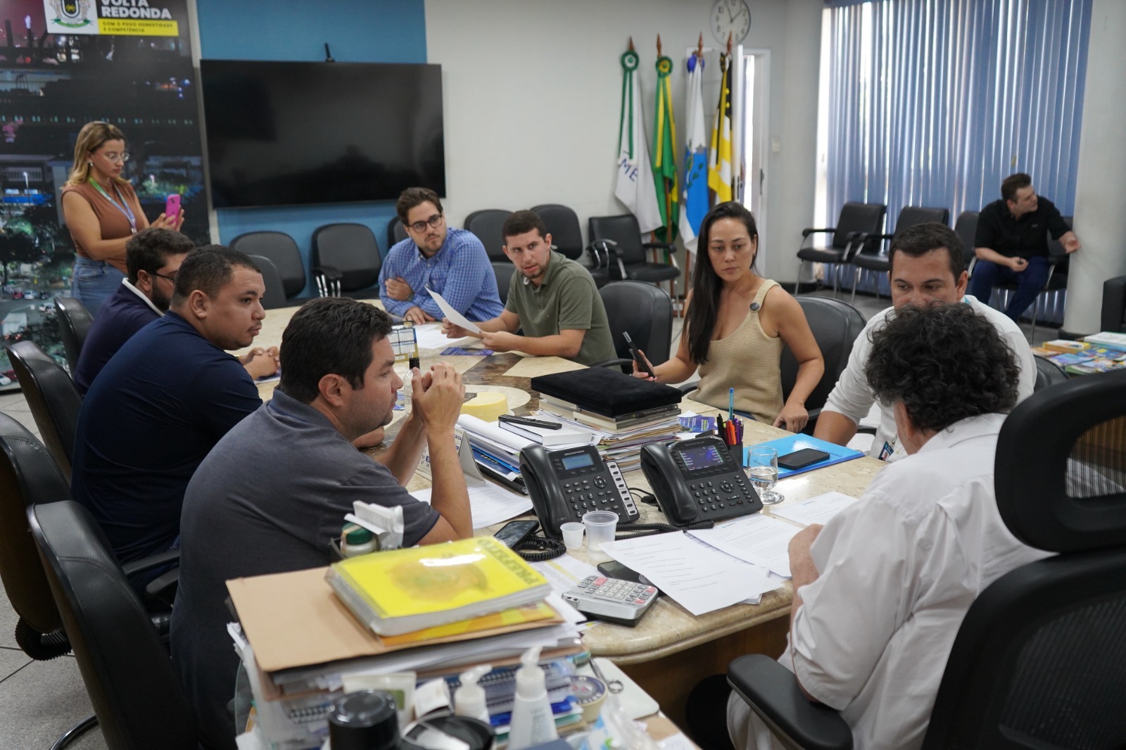 Prefeitura de Volta Redonda e Estácio firmam parceria para ampliar atendimento aos jovens