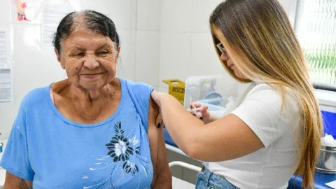 RESENDE VACINA TODOS OS GRUPOS PRIORITÁRIOS ELEGÍVEIS CONTRA A INFLUENZA
