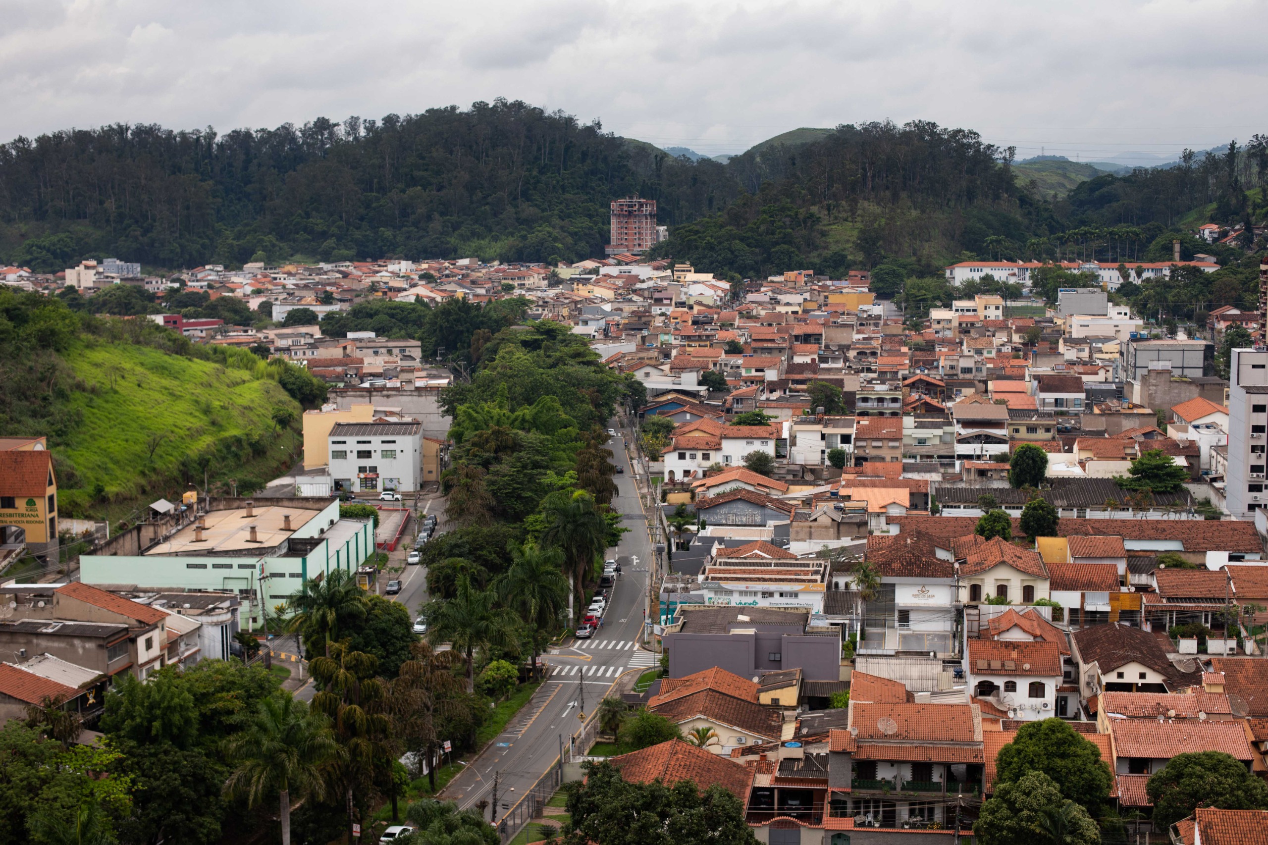 Volta Redonda quer ampliar acesso à tecnologia de rede móvel no município