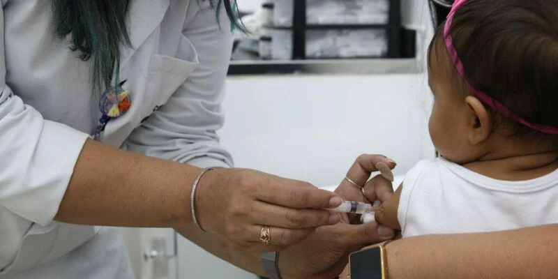 Síndrome Respiratória Aguda Grave aumenta em bebês até 2 anos