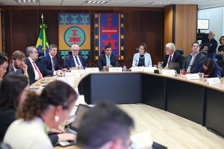 20-05-2026 - O ministro da Educação, Leonardo Barchini, durante apresentação dos resultados da PND e Enade das 
Licenciaturas de 2025. Foto: Fábio Nakakura/Ministério da Educação