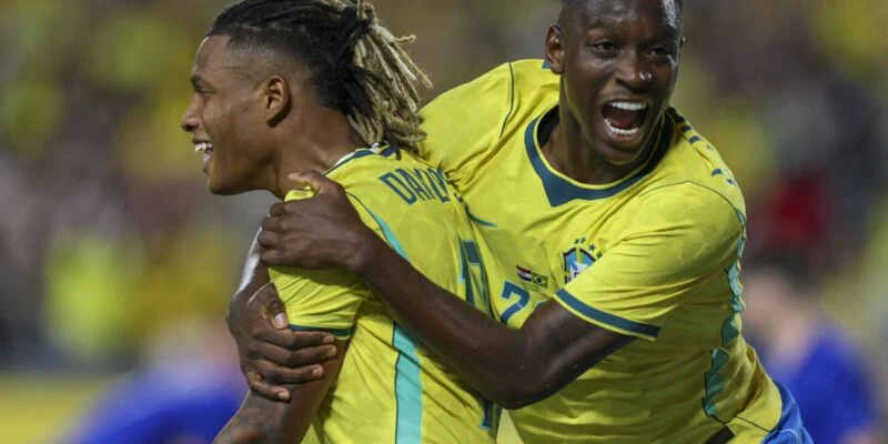 Venda geral de ingressos de jogo de despedida da seleção começa quinta