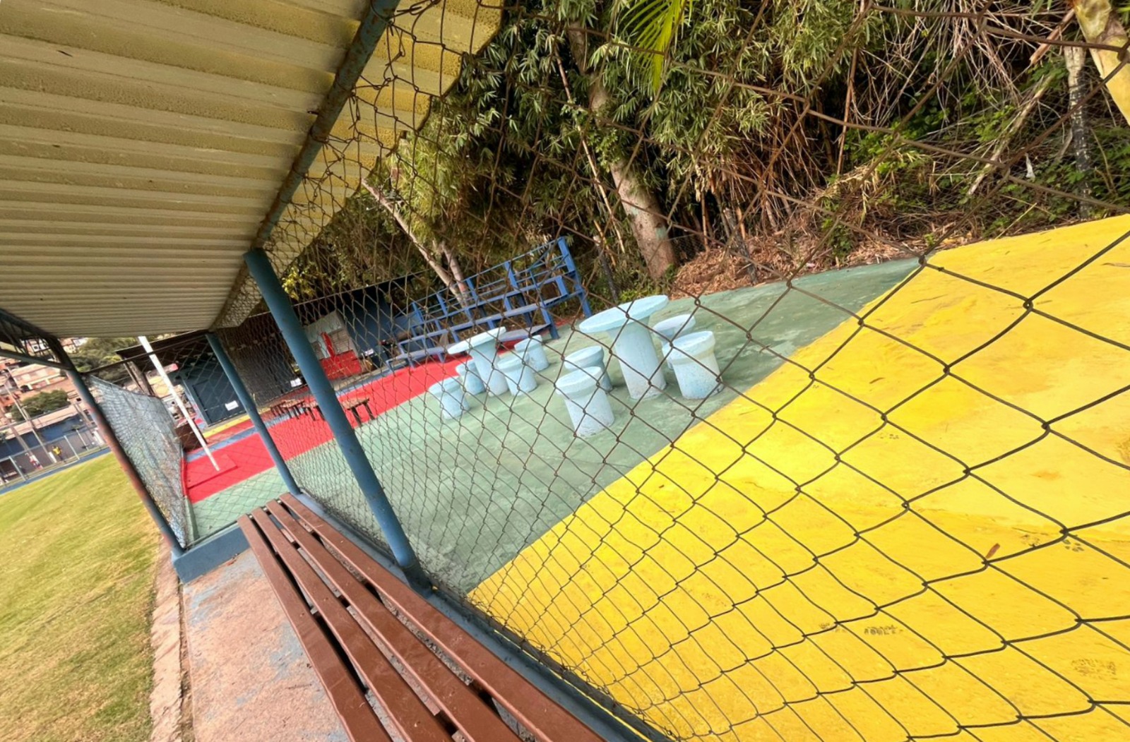 Volta Redonda: entrega da revitalização do campo e praça de lazer no Siderlândia terá futebol e show de samba no domingo (24)