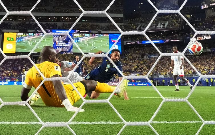 Reuters/James Lang/proibida reprodução Soccer Football - FIFA World Cup 2026 - Group C - Brazil v Haiti - Philadelphia Stadium, Philadelphia, Pennsylvania, U.S. - June 19, 2026 Brazil's Matheus Cunha scores their first goal IMAGN IMAGES via Reuters/James Lang