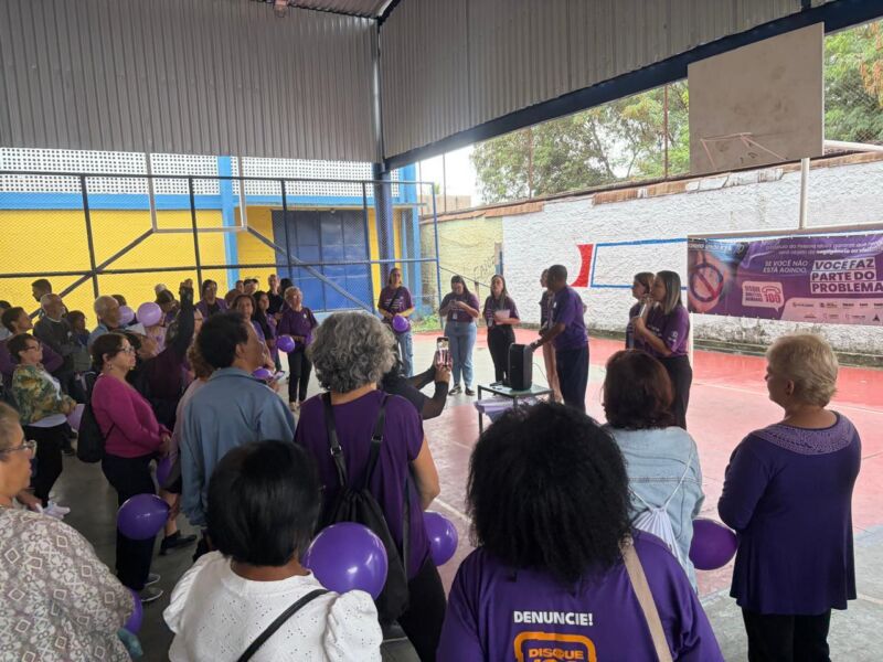 ‘Junho Violeta’: Cras Retiro promove caminhada e mobiliza comunidade na defesa dos direitos da Melhor Idade