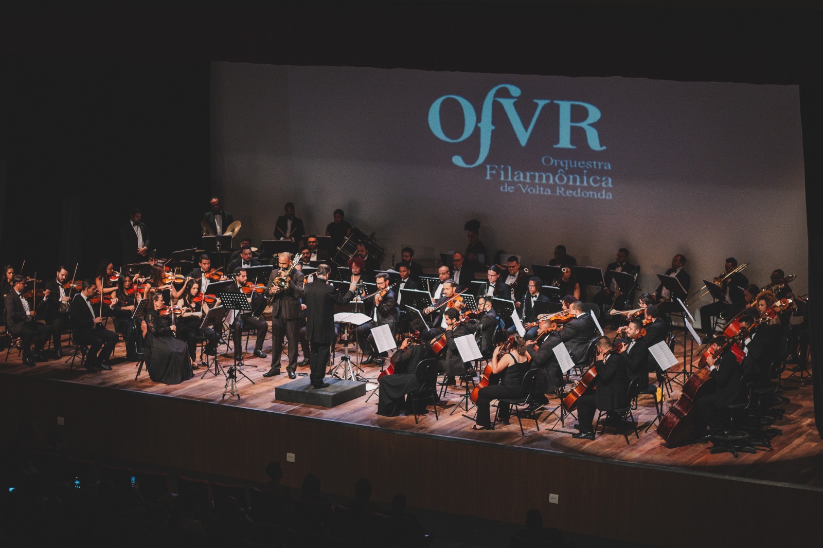 Teatro Maestro Franklin recebe concerto gratuito da Orquestra Filarmônica de Volta Redonda na terça-feira (23)