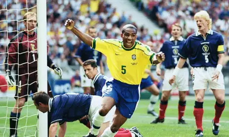 Diante da Escócia na edição de 1998, César Sampaio marcou o gol mais rápido do Brasil em estreias de Copa do Mundo. Foto: Fifaworldcup/Divulgação