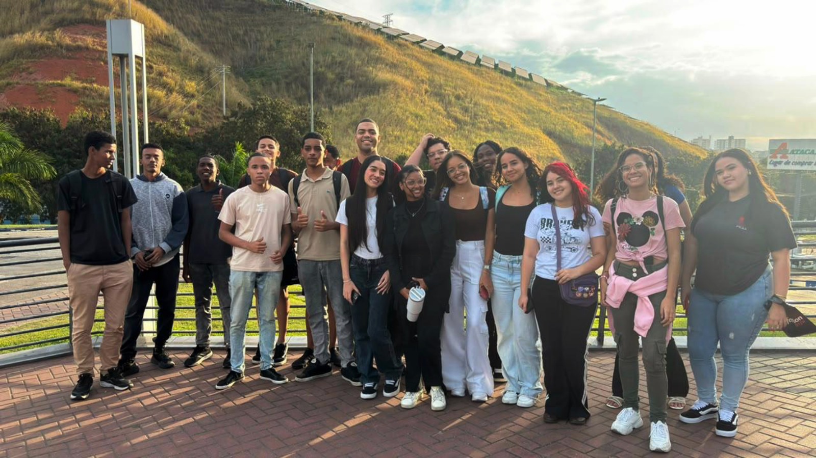 Jovens aprendizes da Prefeitura de Volta Redonda concluem curso de Educação Financeira