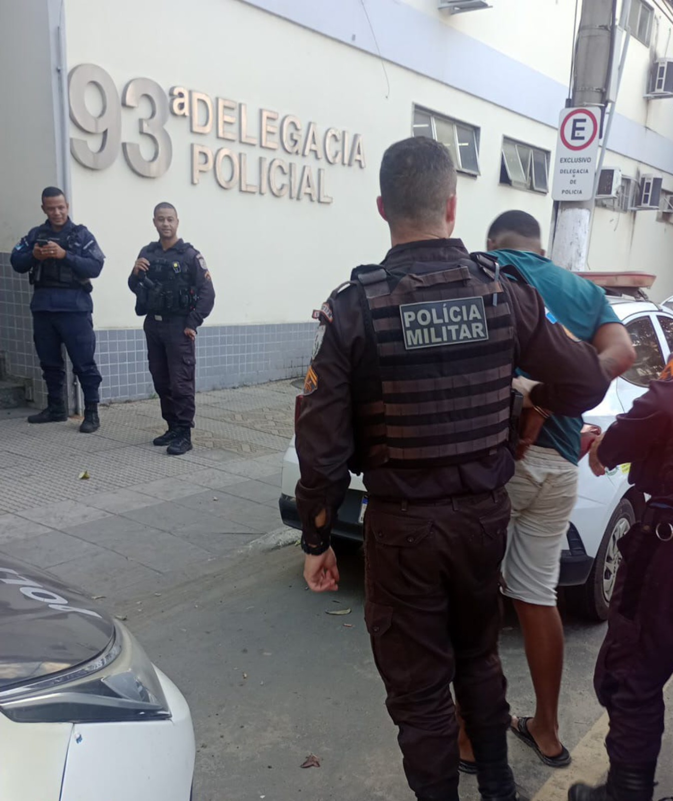 Sistema Integrado de Segurança Pública de Volta Redonda prende suspeito por tráfico no Santo Agostinho