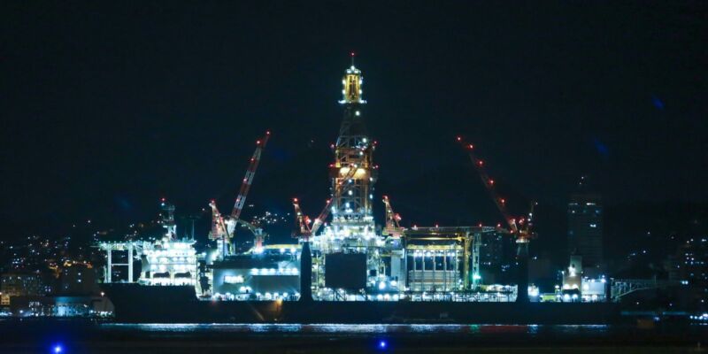 Apesar de liminar, Camex prorroga imposto sobre exportação de petróleo