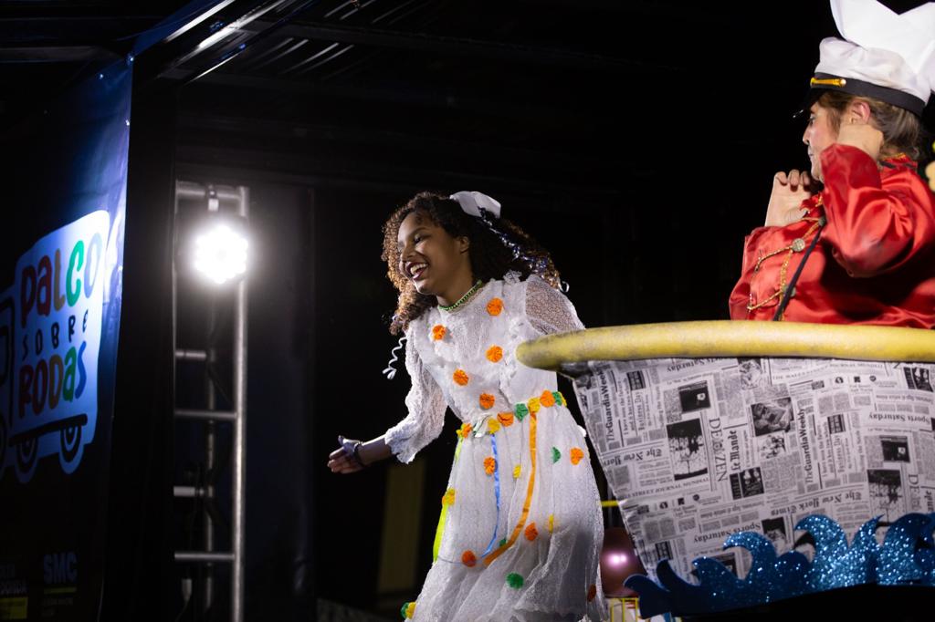 Palco Sobre Rodas inicia 4ª temporada nesta quarta-feira (12) e leva cultura gratuita a cerca de 70 bairros de Volta Redonda