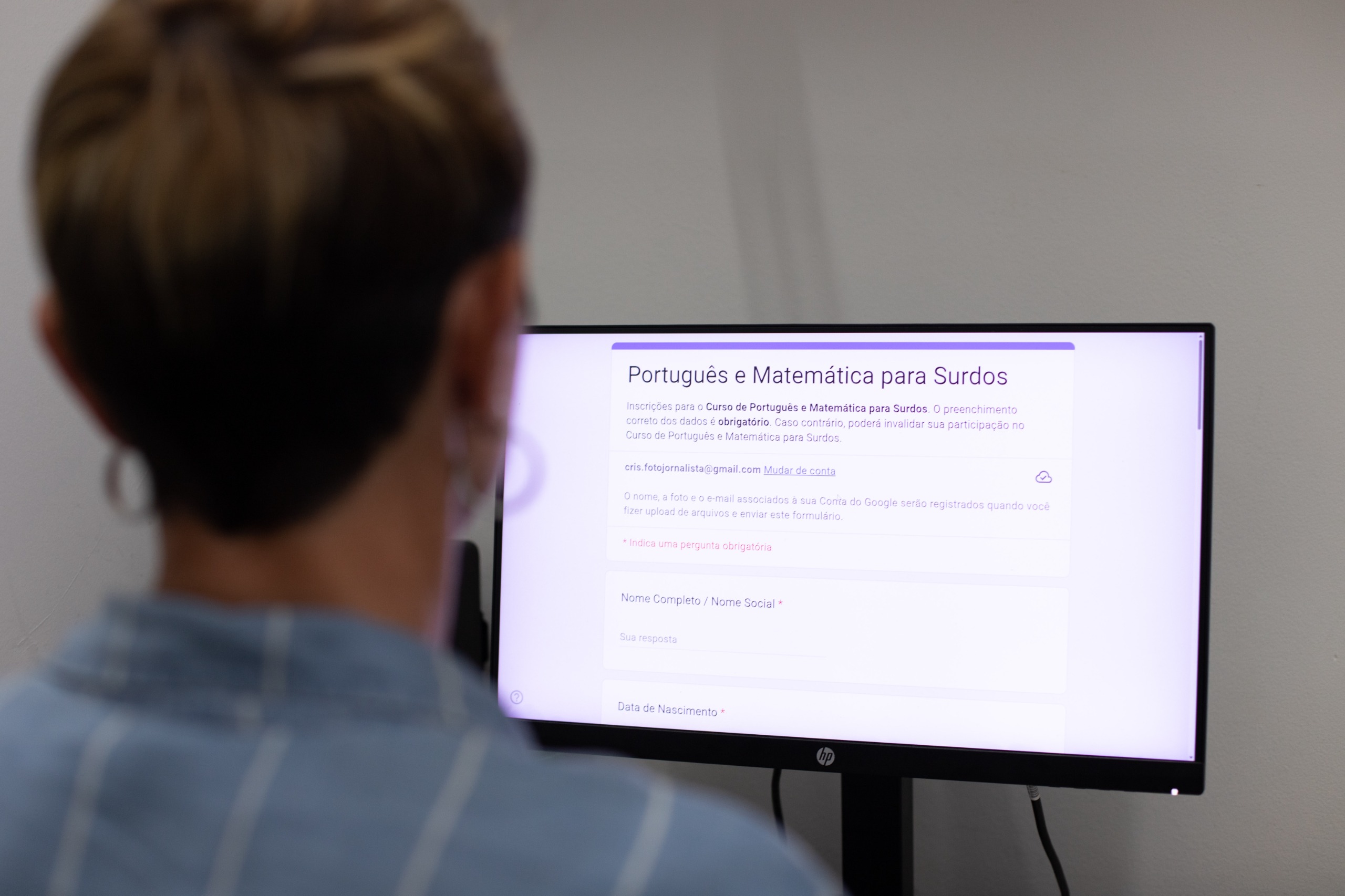 Prefeitura de Volta Redonda abre inscrições para cursos de Português e Matemática destinados aos surdos