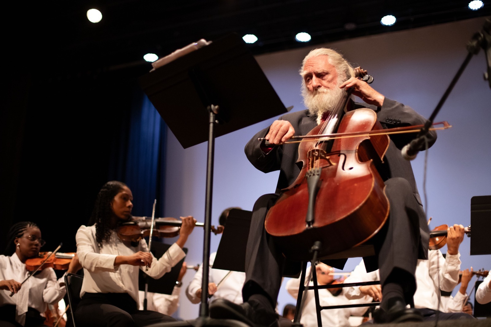 Volta Redonda abre programação da 32ª edição do Rio Cello, maior festival de violoncelos do Brasil