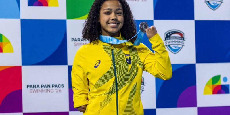 Parapan-Pacífico: nadadora Alessandra quebra recorde mundial