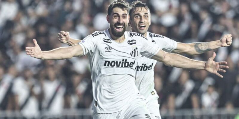 Santos desencanta no 2º tempo e atropela o Vasco pelo Brasileirão