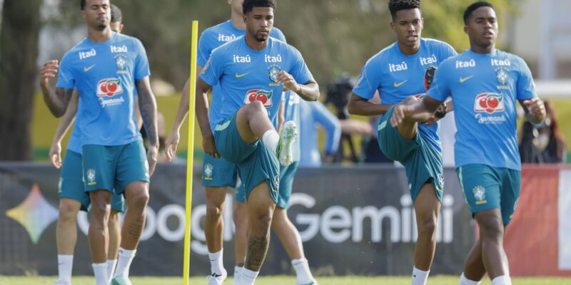 Seleção: Ancelotti comanda 1º treino com grupo completo na Austrália