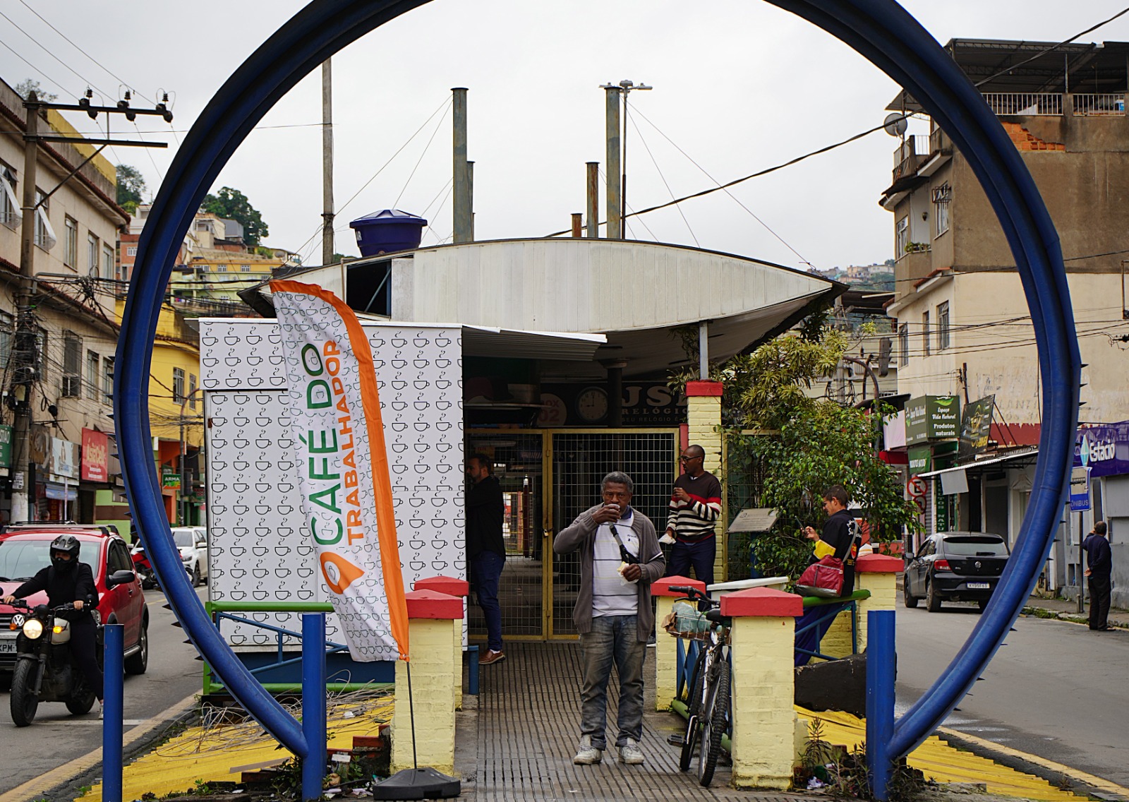 Quiosque do Café do Trabalhador leva alimentação de qualidade com preço acessível à população do Grande Retiro, em Volta Redonda