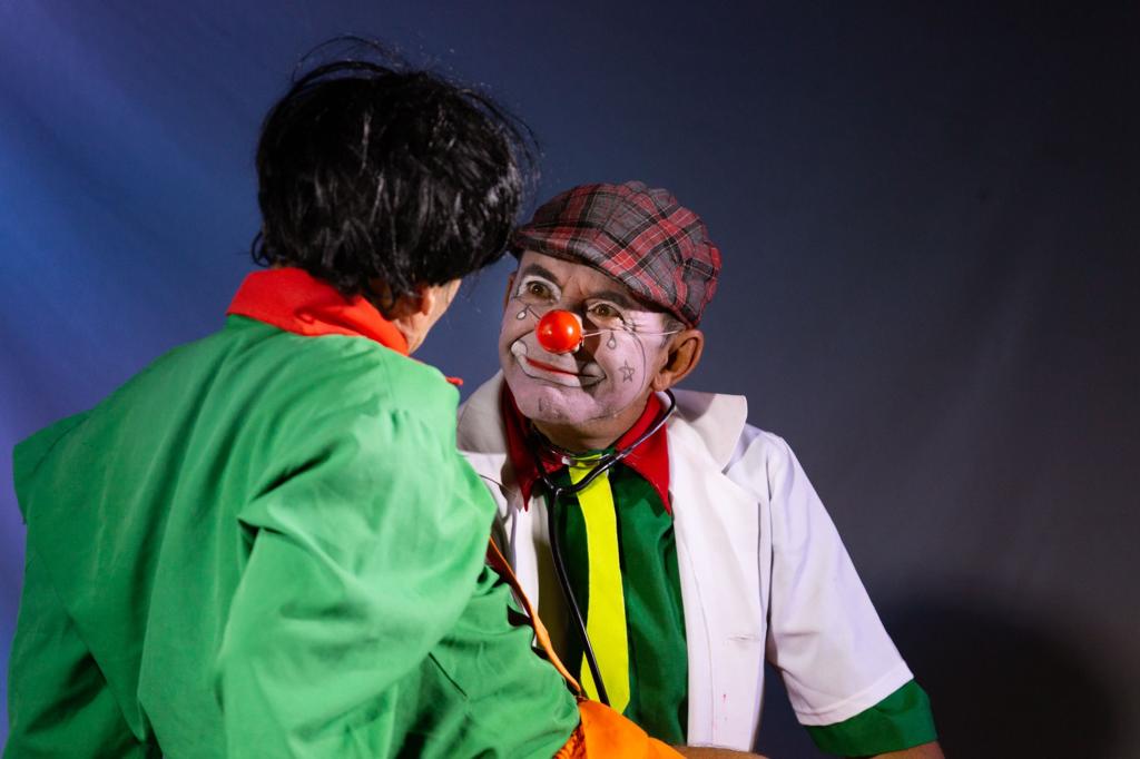 Volta Redonda: Palco Sobre Rodas realiza apresentação inédita na Feira Livre da Vila Santa Cecília