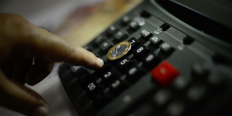 Dívida Pública Federal fica estável em agosto e chega a R$ 9,29 tri