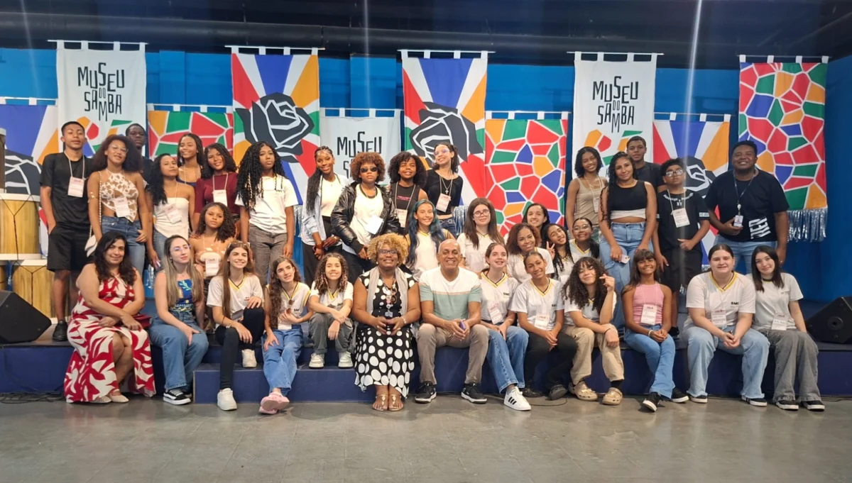 Alunos da rede municipal de Volta Redonda visitam Museu do Samba e Museu do Amanhã, no Rio