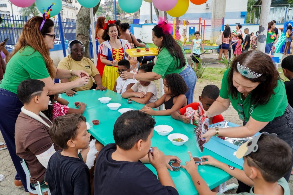 Centro de reabilitação reúne pacientes em festa pelo Dia das Crianças