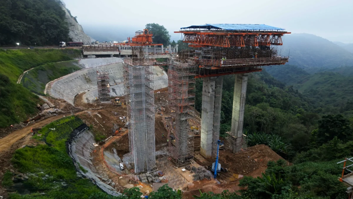 Desmontes de rochas na Serra das Araras acontecem nos dias 20, 22 e 24 de outubro