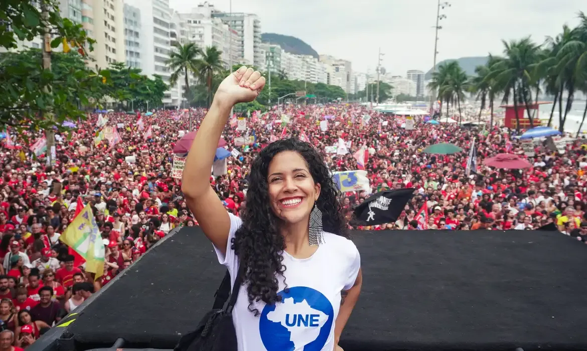 Estudantes retomam protagonismo em momento decisivo no país, diz UNE