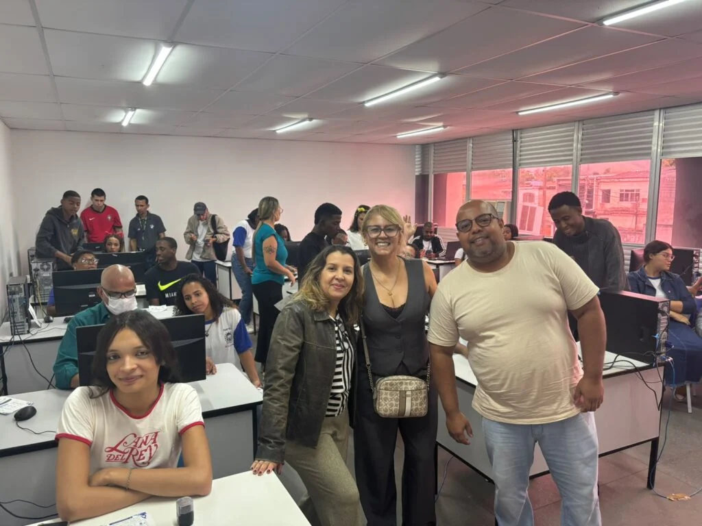 Faetec mobiliza estudantes com ciência, tecnologia e inovação em todo o estado