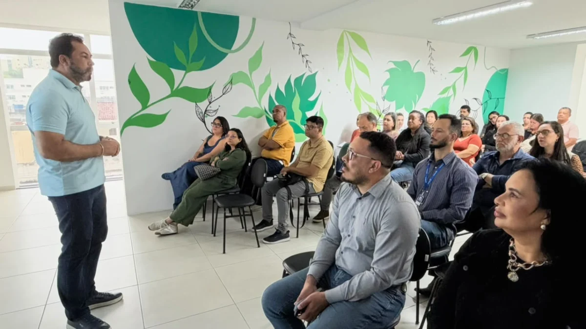 Gestão de Pessoas reúne equipes de RH de todas as secretarias para aprimorar o atendimento aos servidores
