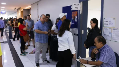 Mais de 4 mil eleitores tiveram locais de votação alterados