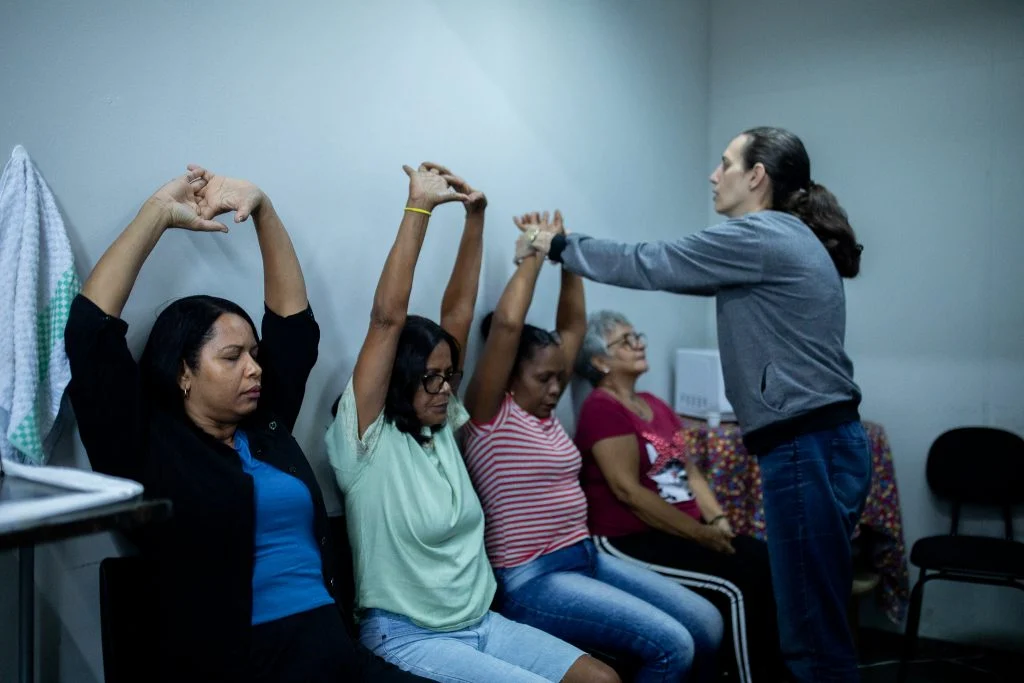 Maricá reúne familiares em roda de conversa sobre prevenção do câncer de mama