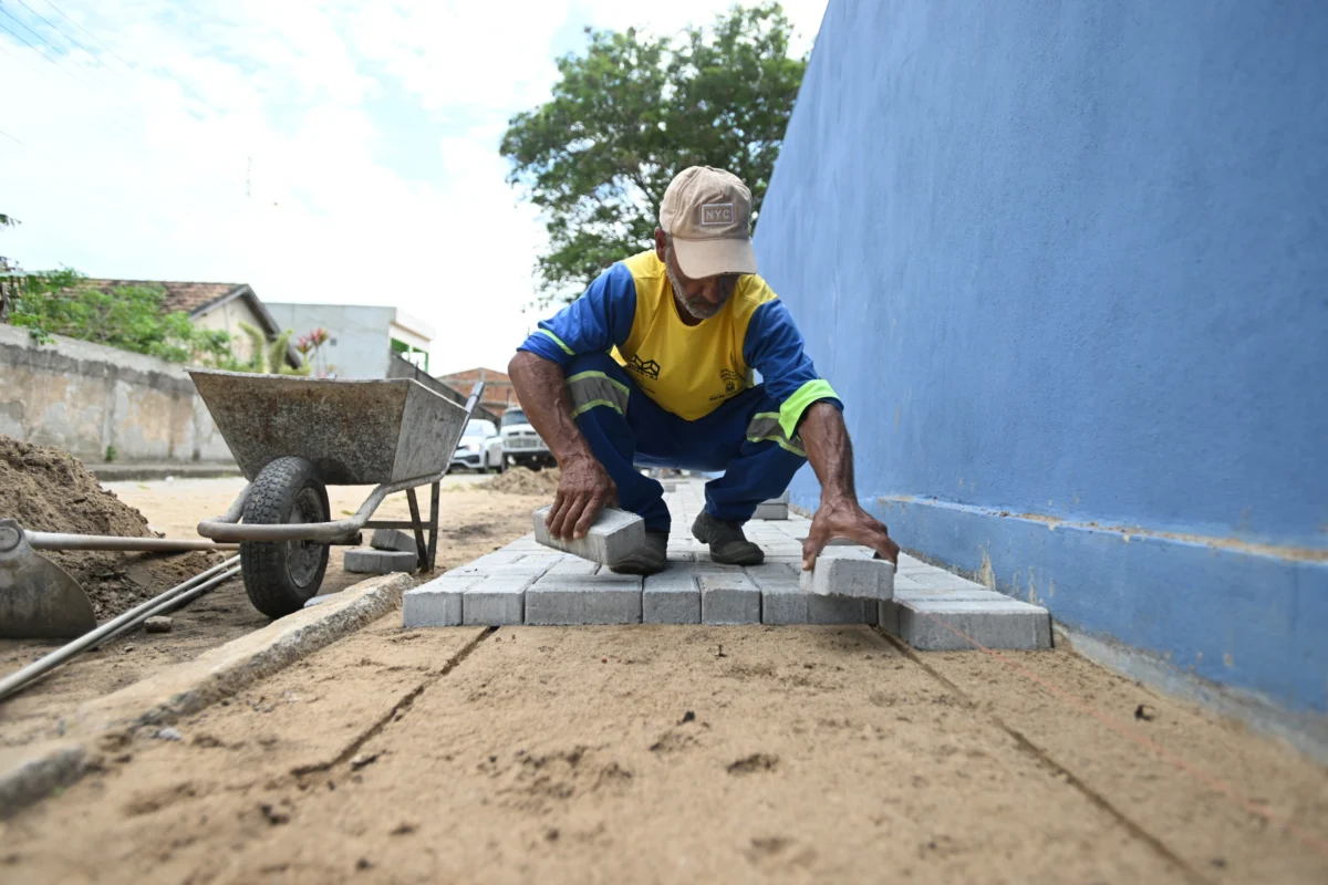 Mineiros: Escola Maria Queiroz recebe obras de ampliação e reforma