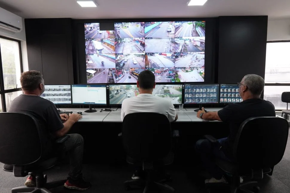 Nova Iguaçu testa câmeras inteligentes antes de inaugurar sistema de monitoramento