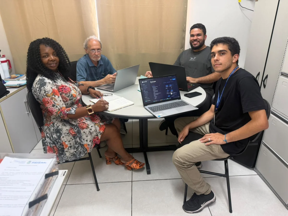Pinheiral avança na modernização do comércio com lançamento do Guia Comercial Digital