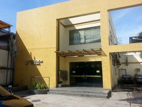 Polícia Civil apreende adolescentes que furtaram farmácia na Ilha do Governador